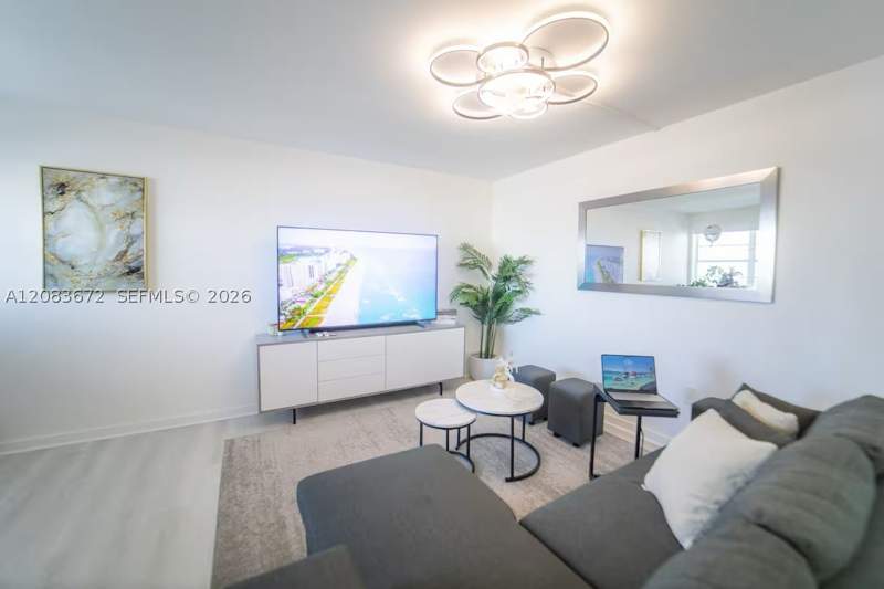 1 bedroom Condominium at 7904 West Dr 1016, Bayshore Yacht & Tennis C, North Bay Village — photo 3