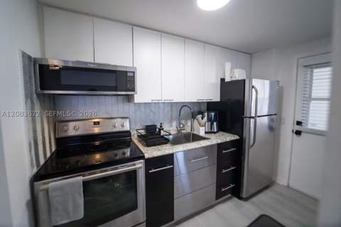 7904 West Dr 1016, North Bay Village FL - photo 8 of 30