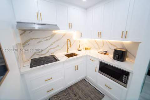 7904 West Dr 903, North Bay Village FL - photo 9 of 35