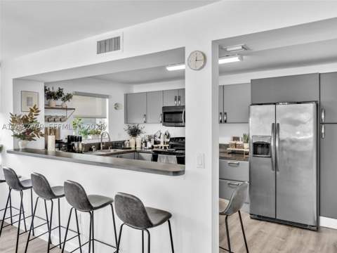 2780 NE 183rd St 302, Aventura FL - photo 10 of 36