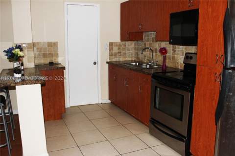 7920 Harding Ave 3, Miami Beach FL - photo 7 of 7