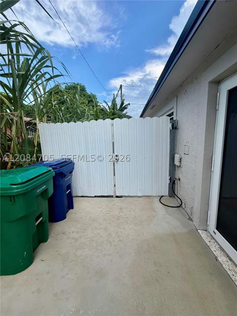 2221 NW 170th St, Miami Gardens FL - photo 22 of 27