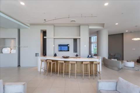 1900 N Bayshore Drive 912, Miami FL - photo 11 of 14