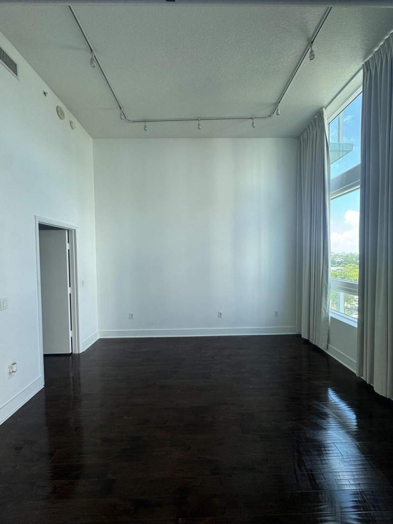 2 bedroom Condominium at 1900 N Bayshore Drive 912, Quantum on the Bay, Miami — photo 5