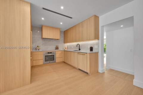 2635 SW 64th Ave, Miami FL - photo 6 of 43