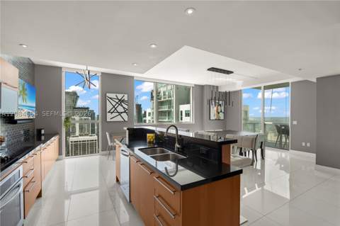 244 Biscayne Blvd Ph4908, Miami FL - photo 13 of 44