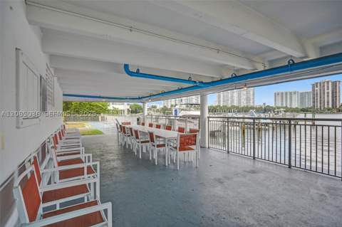 18041 Biscayne Blvd 803, Aventura FL - photo 21 of 24