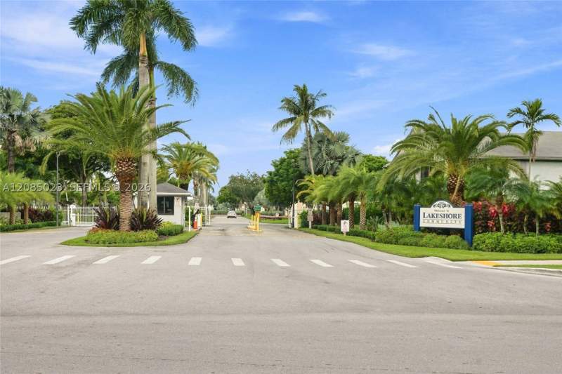 2 bedroom Condominium at 1031 Adams Ave 1031C, Lakeshore Condo #2, Homestead — photo 3