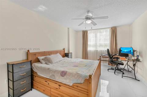 2000 N Bayshore Dr 408, Miami FL - photo 18 of 27