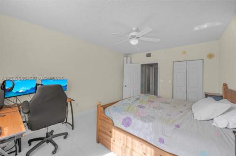 2000 N Bayshore Dr 408, Miami FL - photo 19 of 27