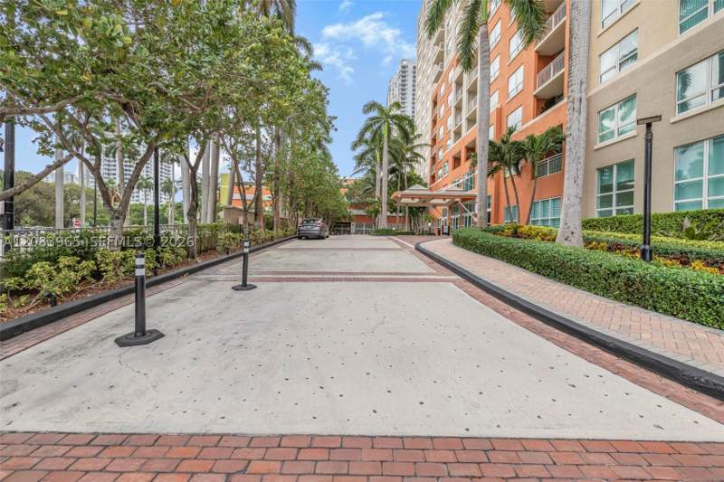 1 bedroom Condominium at 2000 N Bayshore Dr 408, Cite Condo, Miami — photo 3