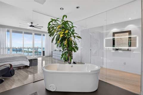 2020 N Bayshore Dr 3708, Miami FL - photo 16 of 40