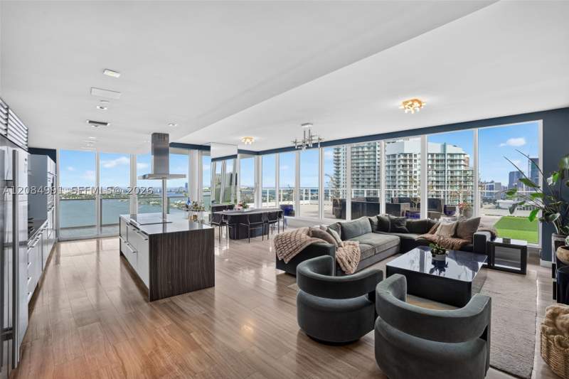 4 bedroom Condominium at 2020 N Bayshore Dr 3708, Paramount Bay Condo, Miami — photo 5