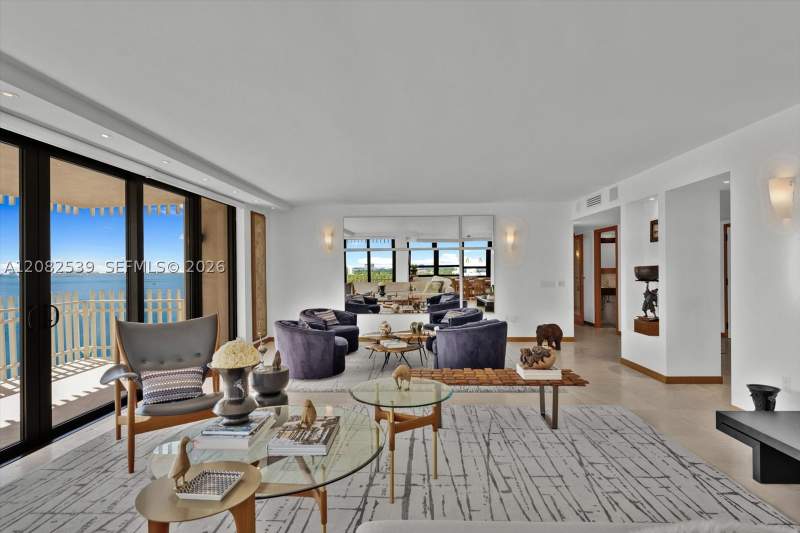 3 bedroom Condominium at 2 Grove Isle Dr B1709, Grove Isle Condo, Miami — photo 3