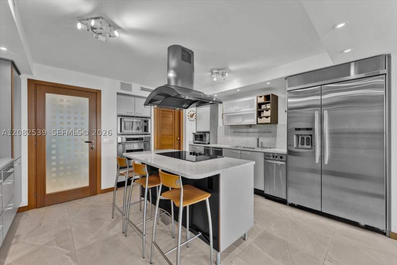 3 bedroom Condominium at 2 Grove Isle Dr B1709, Grove Isle Condo, Miami — photo 5