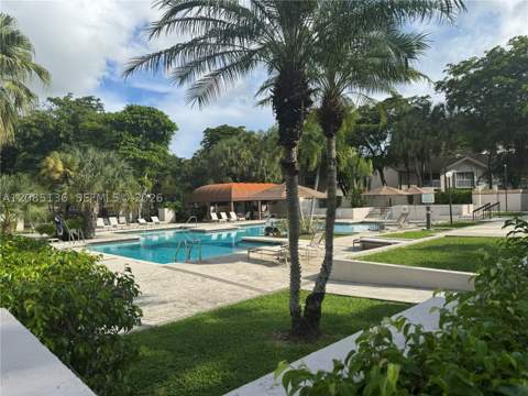 14035 SW 91st Ter 14035, Miami FL - photo 11 of 41