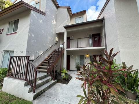14035 SW 91st Ter 14035, Miami FL - photo 7 of 41