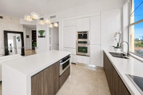 1607 Ponce De Leon Blvd 9B, Coral Gables FL - photo 9 of 44