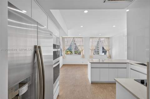 5660 W Collins Ave 6D, Miami Beach FL - photo 16 of 72