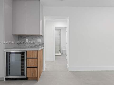 610 NE 164th Ter, Miami FL - photo 13 of 63