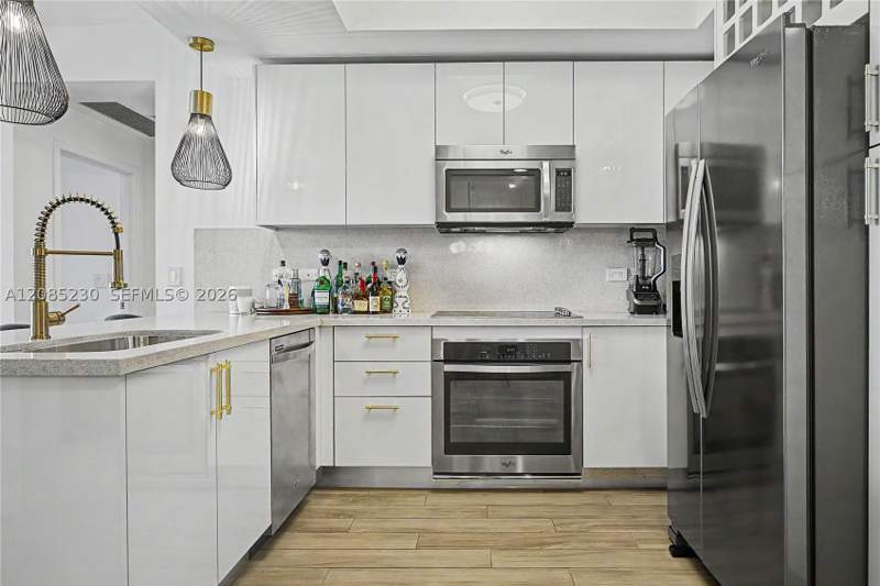 2 bedroom Condominium at 999 SW 1st Ave 2407, Nine At Mary Brickell Vil, Miami — photo 4