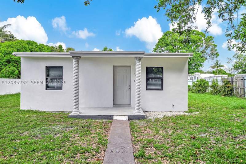2 bedroom SingleFamilyResidence at 16410 NW 22nd Ct, Bunche Park, Miami Gardens — photo 2