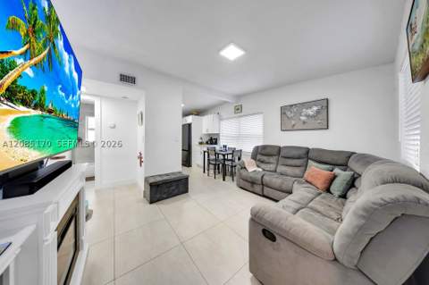 2020 Rutland St, Opa Locka FL - photo 9 of 41