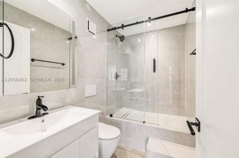 2 Grove Isle Dr B1602, Miami FL - photo 15 of 29