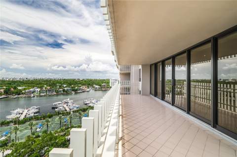 2 Grove Isle Dr B1602, Miami FL - photo 19 of 29