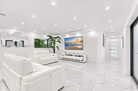 100 NW 120th Ave, Miami FL - photo 7 of 49