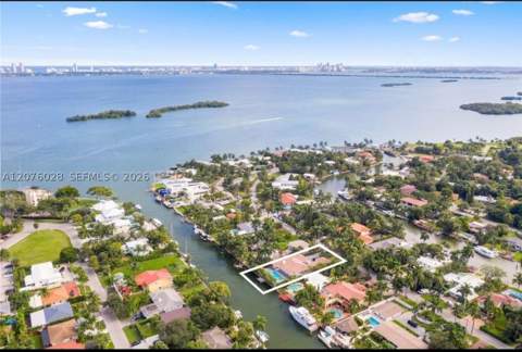 1025 Belle Meade Island Dr, Miami FL - photo 8 of 44
