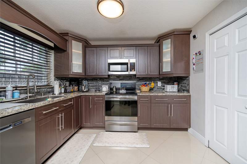 3 bedroom Condominium at 13491 SW 62nd St 2-3, Lambiance Townhomes Kenda, Miami — photo 5