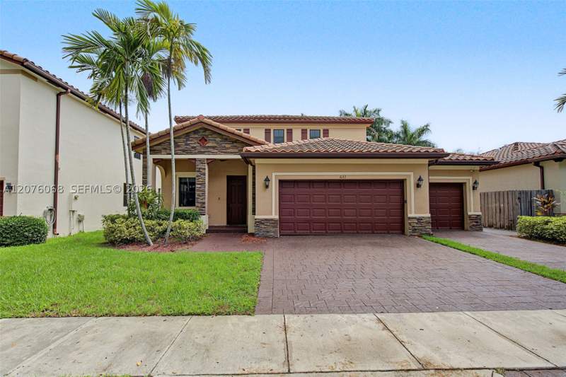 5 bedroom SingleFamilyResidence at 633 SE 35th Ter, Baywinds At Cozumel, Homestead — photo 2