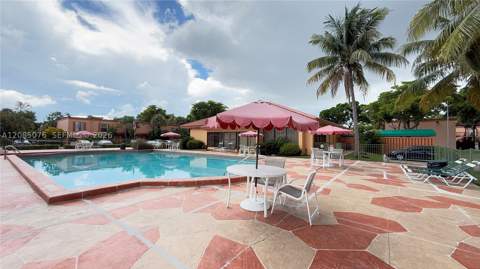 7121 Miami Lakes Dr Q8, Miami Lakes FL - photo 11 of 15