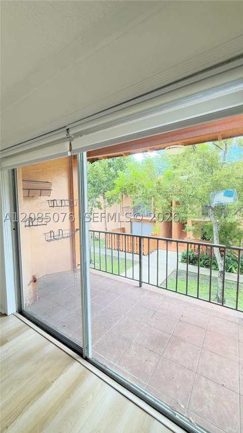 7121 Miami Lakes Dr Q8, Miami Lakes FL - photo 9 of 15