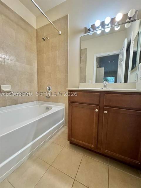 8960 NW 97th Ave 205, Doral FL - photo 7 of 16
