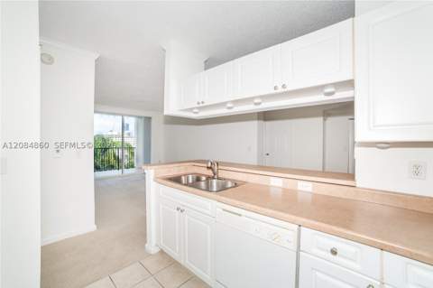 17150 N Bay Rd 2512, Sunny Isles Beach FL - photo 9 of 49