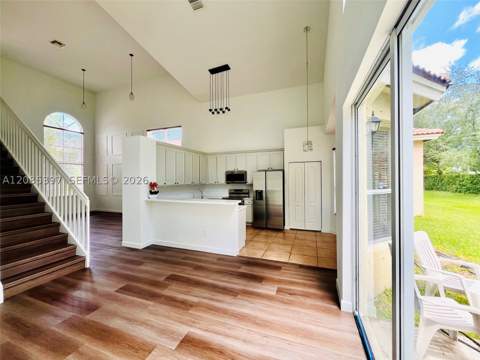 1261 NE 37th Pl, Homestead FL - photo 10 of 37