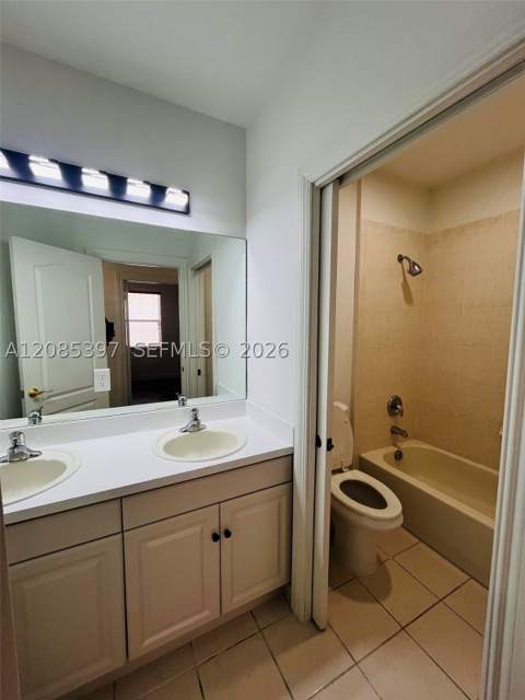 1261 NE 37th Pl, Homestead FL - photo 20 of 37