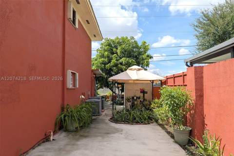 11005 W Okeechobee Rd 102, Hialeah Gardens FL - photo 23 of 23