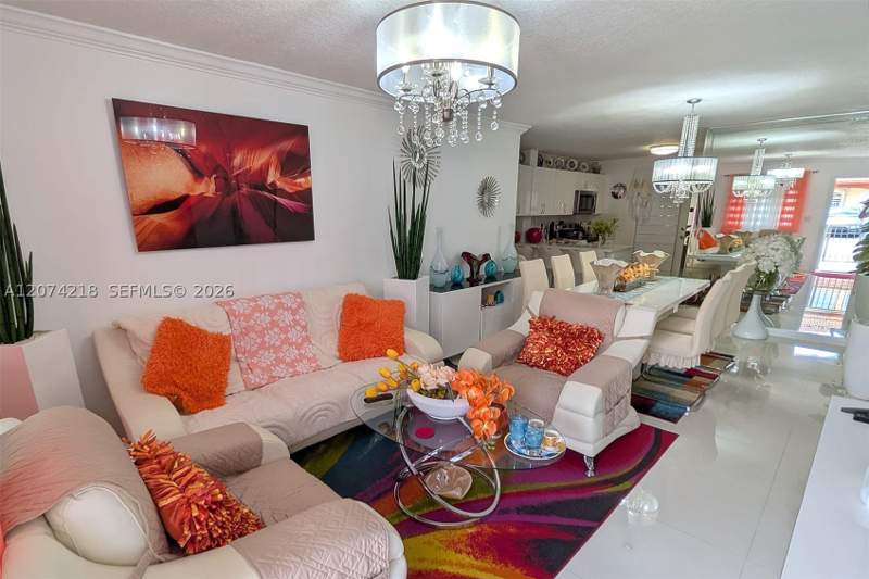 2 bedroom Condominium at 11005 W Okeechobee Rd 102, Garden Villas Condo I, Hialeah Gardens — photo 5
