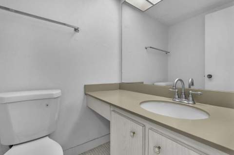 251 174th Street 714, Sunny Isles Beach FL - photo 20 of 29
