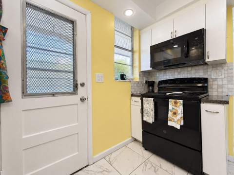 2999 Point East Drive C109, Aventura FL - photo 22 of 60