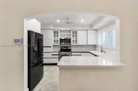 615 Santurce Ave, Coral Gables FL - photo 15 of 66