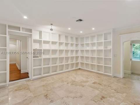 615 Santurce Ave, Coral Gables FL - photo 6 of 66