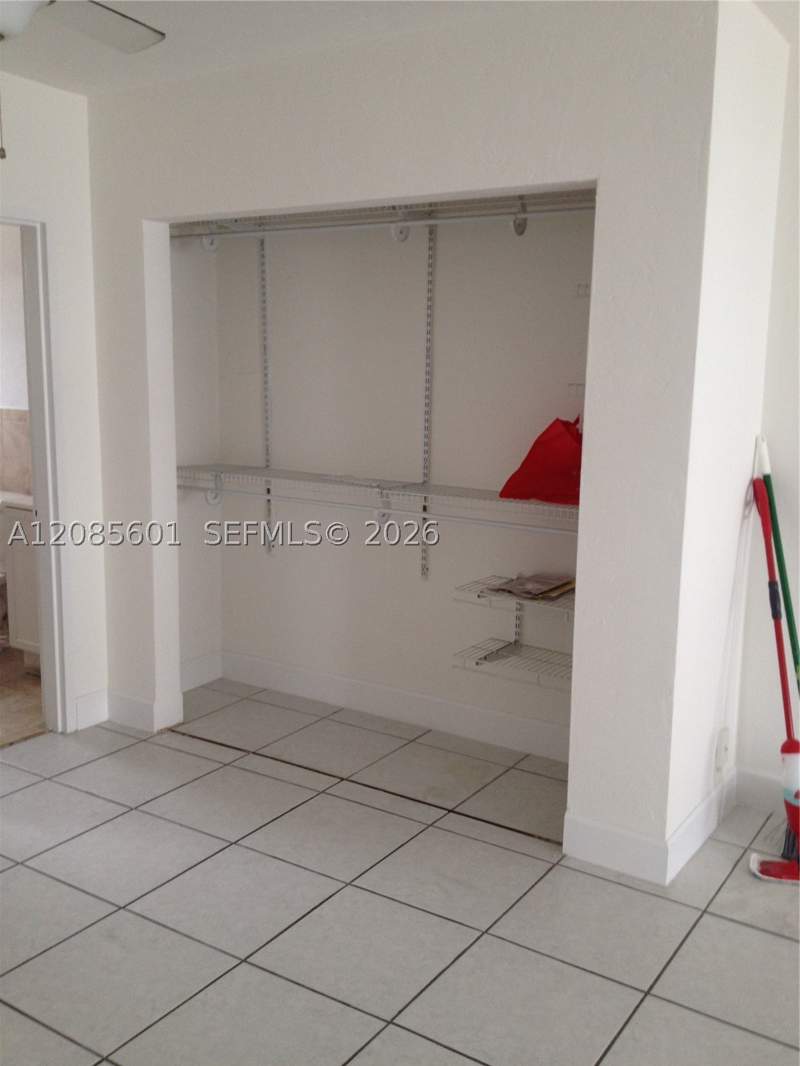 0 bedroom StockCooperative at 158 Ocean Dr 406, Ocean Beach Fla Sub, Miami Beach — photo 4
