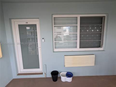 158 Ocean Dr 406, Miami Beach FL - photo 8 of 12