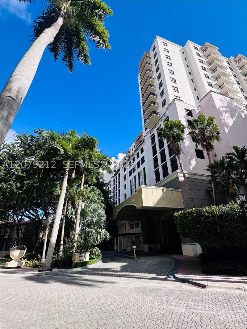 1 bedroom Condominium at 888 S Douglas Rd 1512, Puerta De Palmas Condo, Coral Gables — photo 2