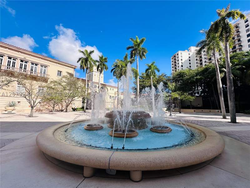 1 bedroom Condominium at 888 S Douglas Rd 1512, Puerta De Palmas Condo, Coral Gables — photo 4