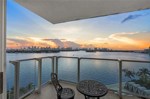 1100 West Ave 1020, Miami Beach FL - photo 22 of 35